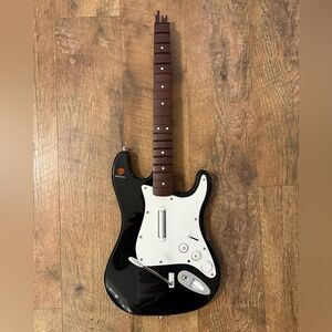 *PARTS OR REPAIR* Rock Band 4 Wireless Guitar Fender Xbox One 91161 - Read